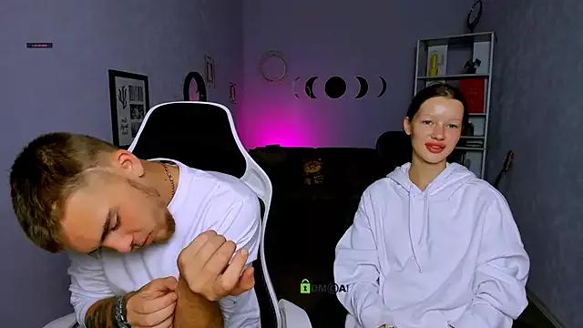 Mad beauty - checkout our excited streamers as they tease to their beloved melodies and slowly squirt for enjoyment to appease your wildest wishes.