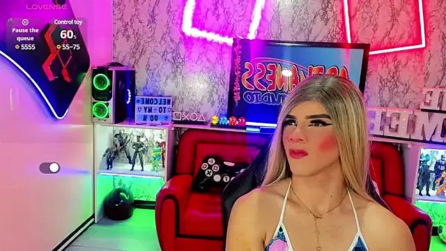 artemisa_hot_ from StripChat is Freechat