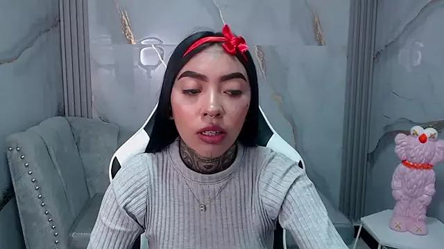 Mad beauty - checkout our excited streamers as they tease to their beloved melodies and slowly squirt for enjoyment to appease your wildest wishes.
