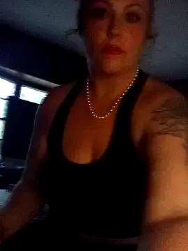 AshleyHazelxxx from StripChat is Freechat