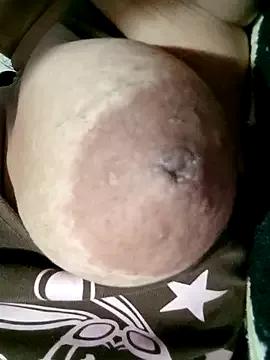 Asian_clarize from StripChat is Freechat