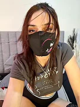 Assil_lil_girle from StripChat is Freechat