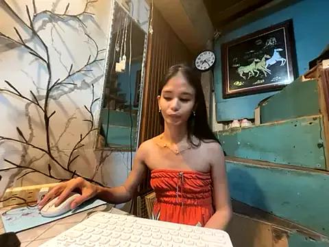 asya_chris from StripChat is Freechat