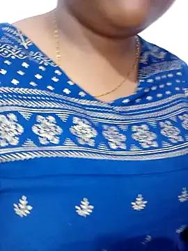 Attractive-_Girl from StripChat is Freechat