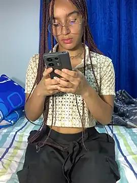 aurora_2007 from StripChat is Freechat