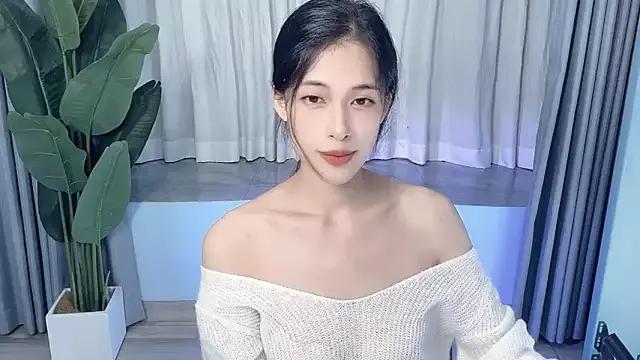 Aurora_99 from StripChat is Freechat