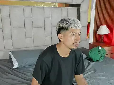 AxelAndJeremy from StripChat is Freechat