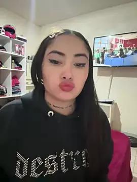 Mad beauty - checkout our excited streamers as they tease to their beloved melodies and slowly squirt for enjoyment to appease your wildest wishes.