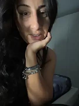 BabyLeopard from StripChat is Freechat