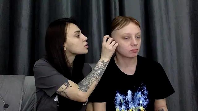 BabyLizas from StripChat