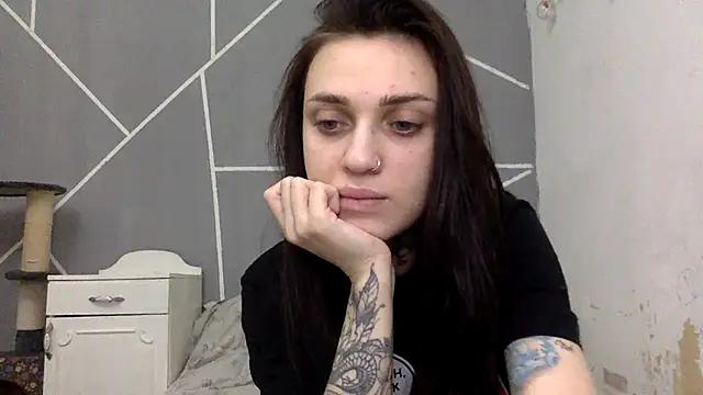 BabyLizas from StripChat