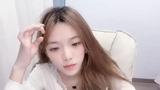 babyting-888- from StripChat is Freechat