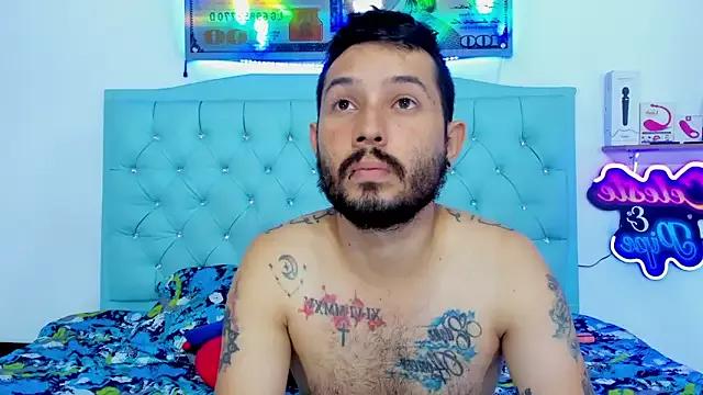 Bad_Couple_1 from StripChat is Freechat
