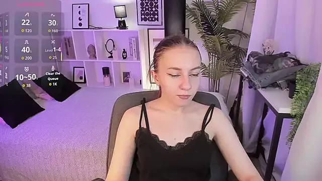 BeautifulSnake from StripChat is Freechat