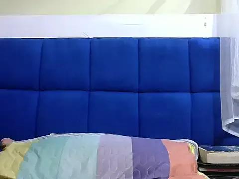 beauty_petite from StripChat is Freechat