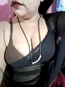 Beautyy38 from StripChat is Freechat