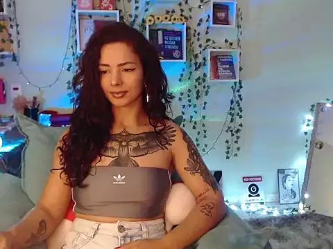 BeellyDance from StripChat is Freechat