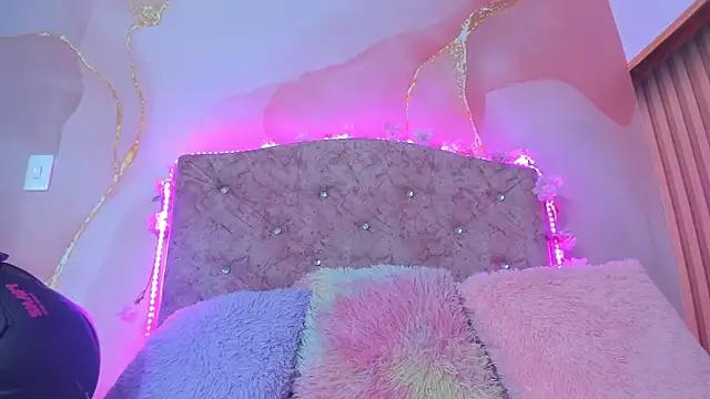 Bella__sweet from StripChat is Freechat