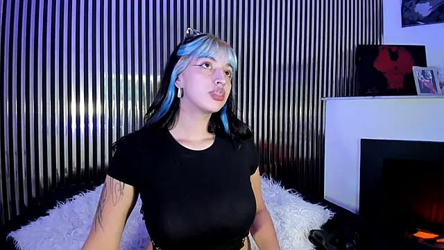 Mad beauty - checkout our excited streamers as they tease to their beloved melodies and slowly squirt for enjoyment to appease your wildest wishes.