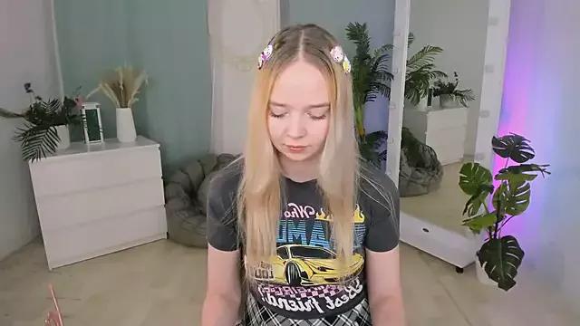 BellaMontgomery from StripChat is Freechat