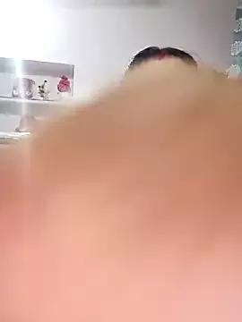 Best_couple2001 from StripChat is Freechat