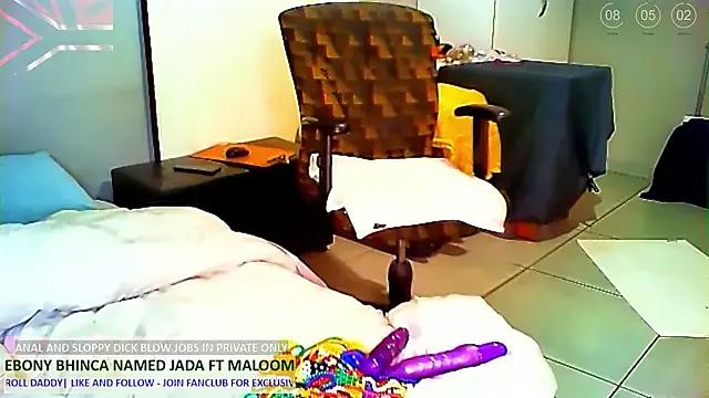 BhincaEbony from StripChat is Freechat