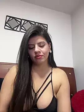 bianca_saenz_ from StripChat is Freechat