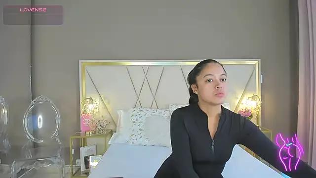 BiancaDior from StripChat is Freechat