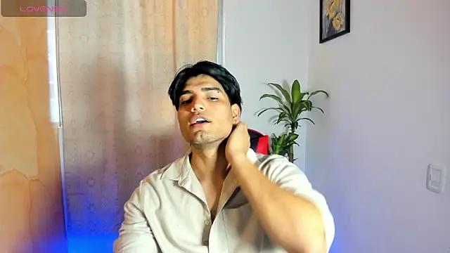 Bigmark18 from StripChat is Freechat