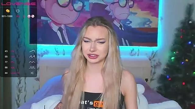 Mad beauty - checkout our excited streamers as they tease to their beloved melodies and slowly squirt for enjoyment to appease your wildest wishes.