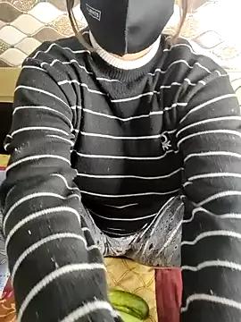 Black_white_couple from StripChat is Freechat