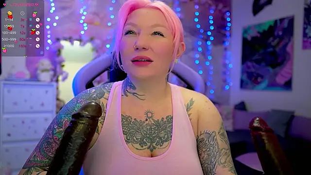 Mad beauty - checkout our excited streamers as they tease to their beloved melodies and slowly squirt for enjoyment to appease your wildest wishes.