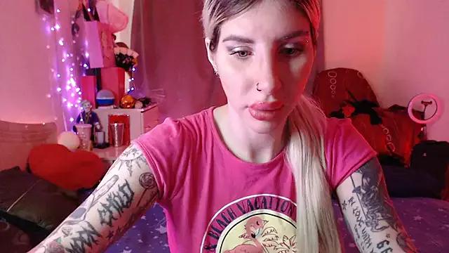 Mad beauty - checkout our excited streamers as they tease to their beloved melodies and slowly squirt for enjoyment to appease your wildest wishes.