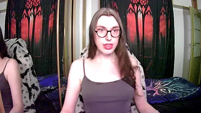 Mad beauty - checkout our excited streamers as they tease to their beloved melodies and slowly squirt for enjoyment to appease your wildest wishes.