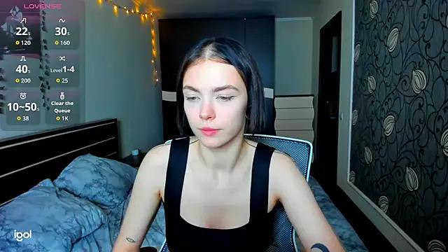 bonnybimi from StripChat is Freechat