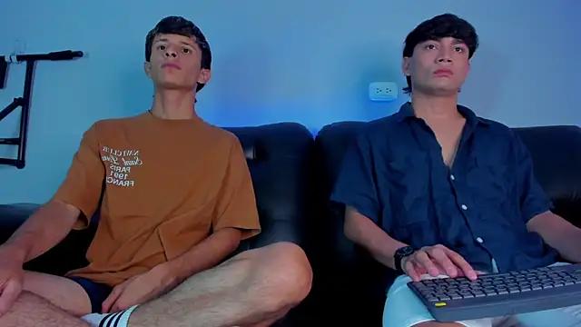 Mad beauty - checkout our excited streamers as they tease to their beloved melodies and slowly squirt for enjoyment to appease your wildest wishes.