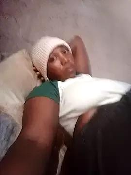 Bretbooty23 from StripChat is Freechat