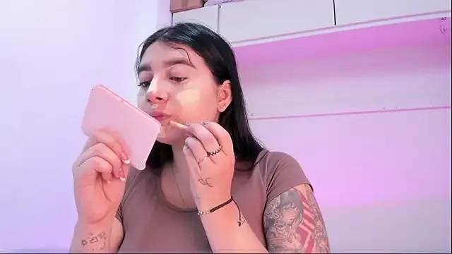 BrianaTaylorr from StripChat is Freechat