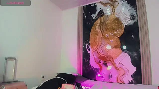 Mad beauty - checkout our excited streamers as they tease to their beloved melodies and slowly squirt for enjoyment to appease your wildest wishes.