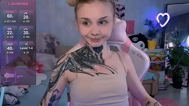 Mad beauty - checkout our excited streamers as they tease to their beloved melodies and slowly squirt for enjoyment to appease your wildest wishes.