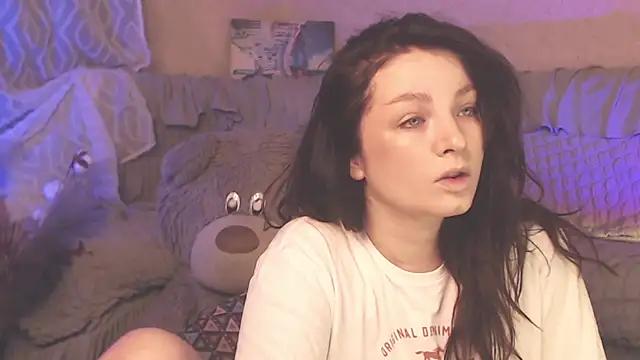 BritneyBarker from StripChat is Freechat