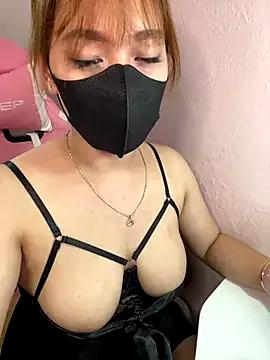 Bunny190 from StripChat is Freechat