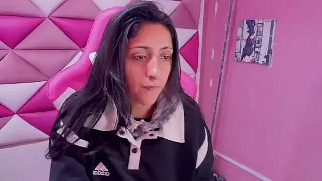 Cameron_cutte from StripChat is Freechat