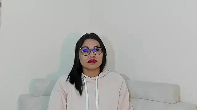 CamilaFs from StripChat is Freechat