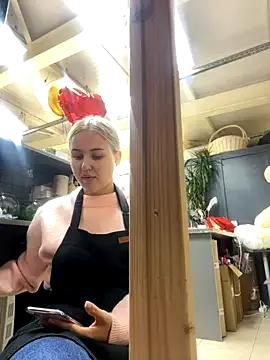 CandyVice from StripChat is Freechat