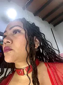 carlamadi from StripChat is Freechat