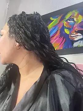carlamadi from StripChat is Freechat