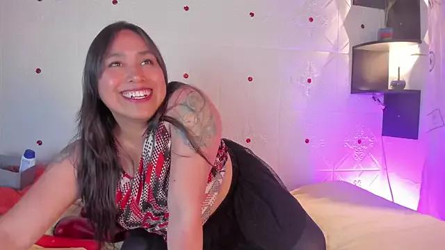 Carmen_alicia from StripChat is Freechat