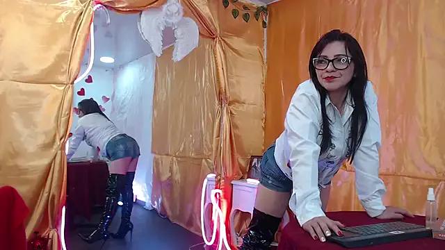 Mad beauty - checkout our excited streamers as they tease to their beloved melodies and slowly squirt for enjoyment to appease your wildest wishes.