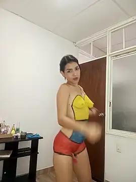 Carolaine69_ from StripChat is Freechat